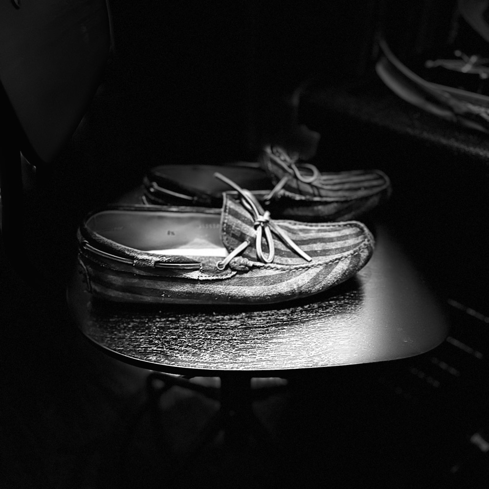 Tod’s suede in blue stripes